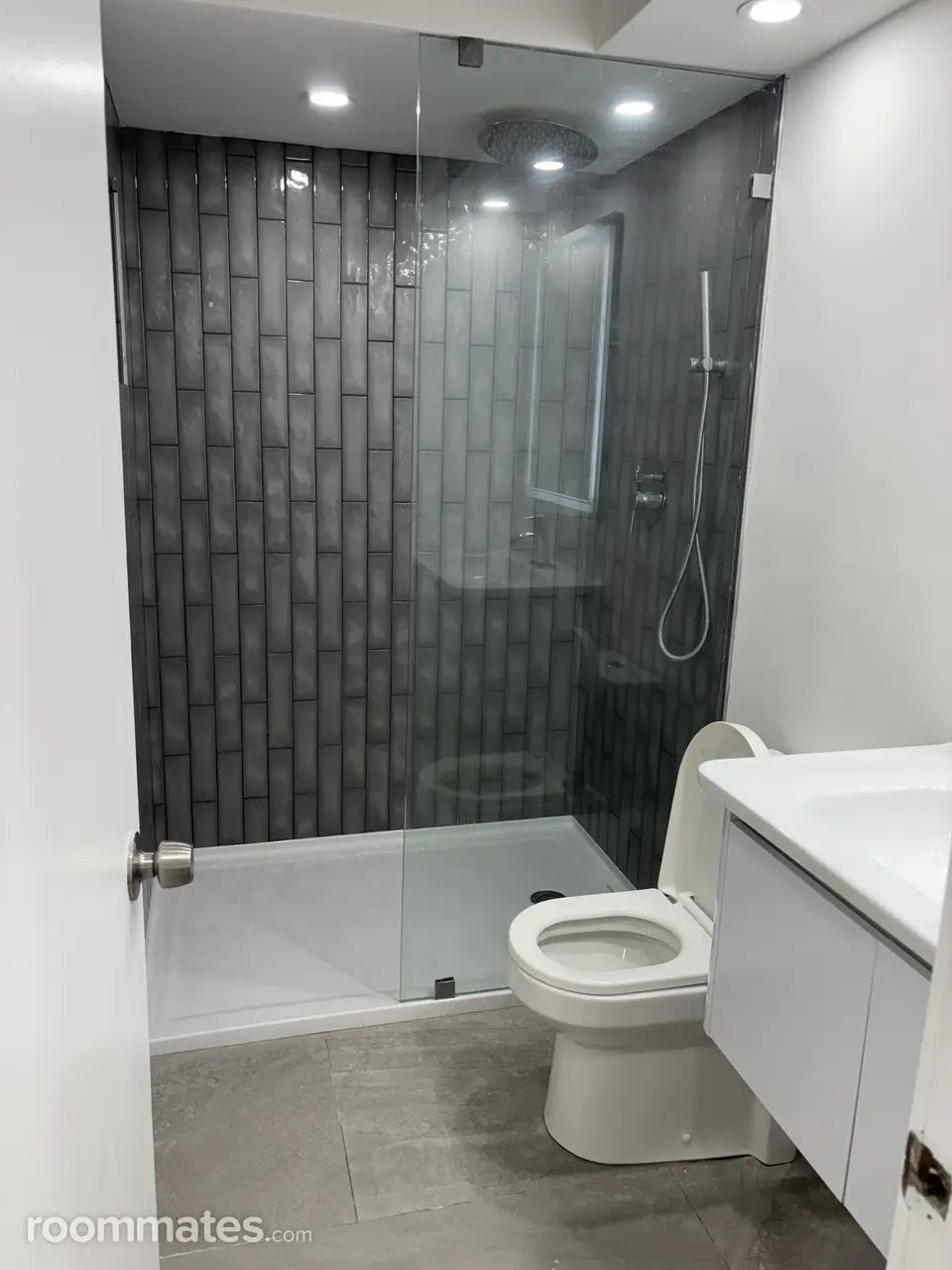 Profile photo 6 of 11