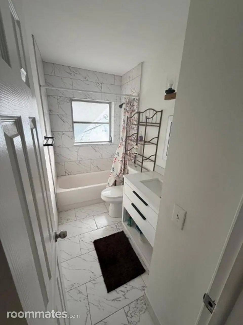 Profile photo 4 of 11