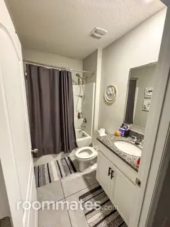 Room for rent in Kindred, FL $750, house