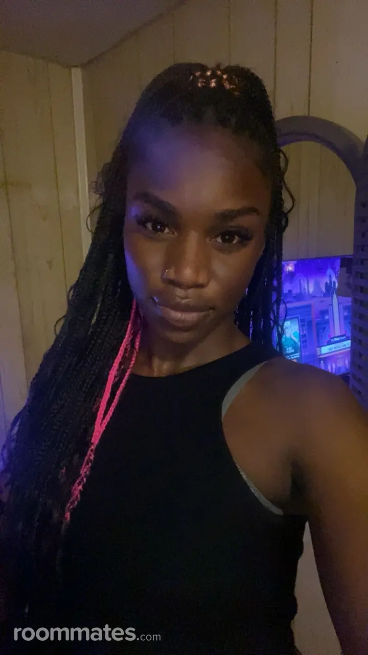 Profile photo 1 of 6