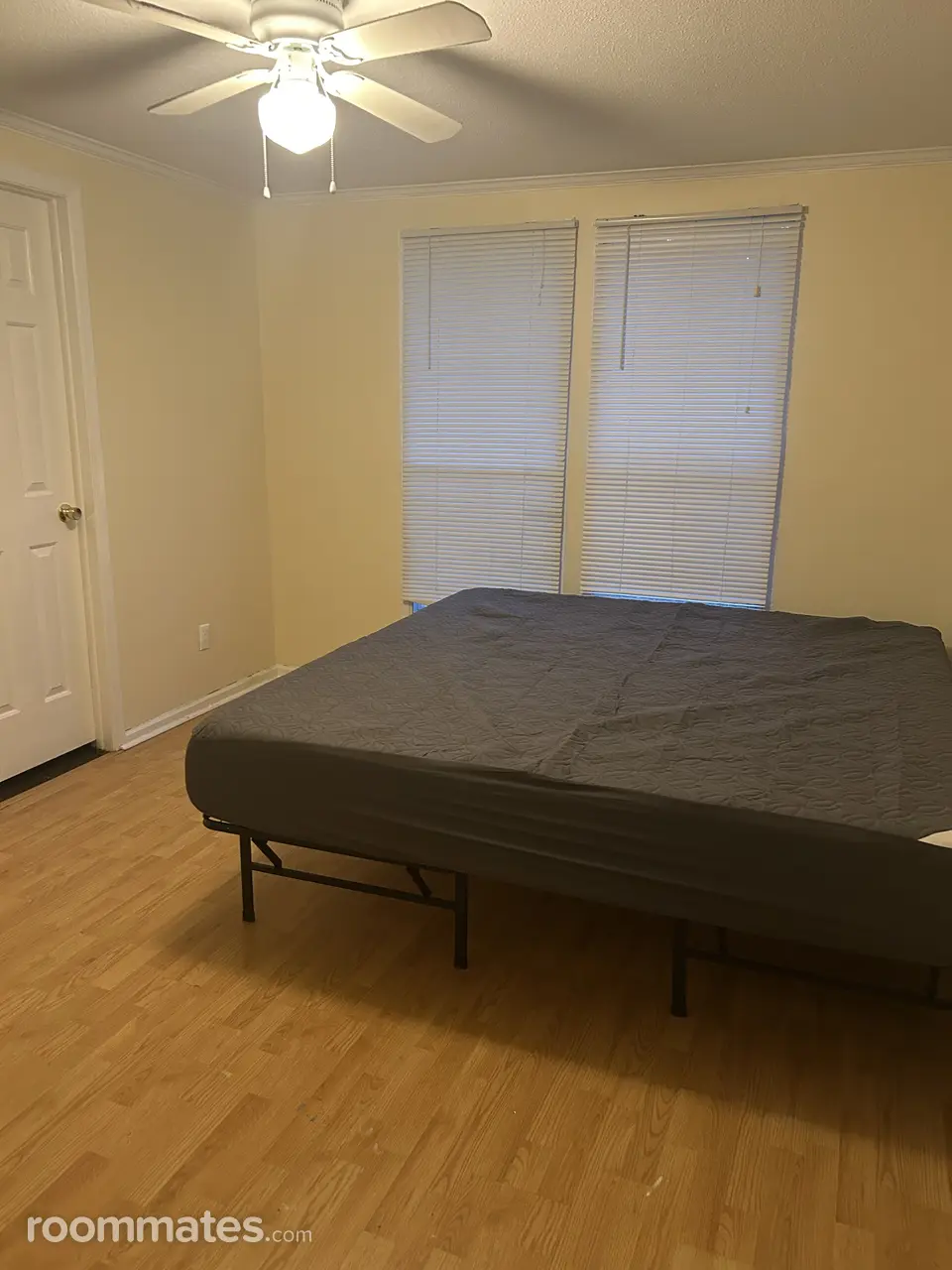 Profile photo 3 of 4