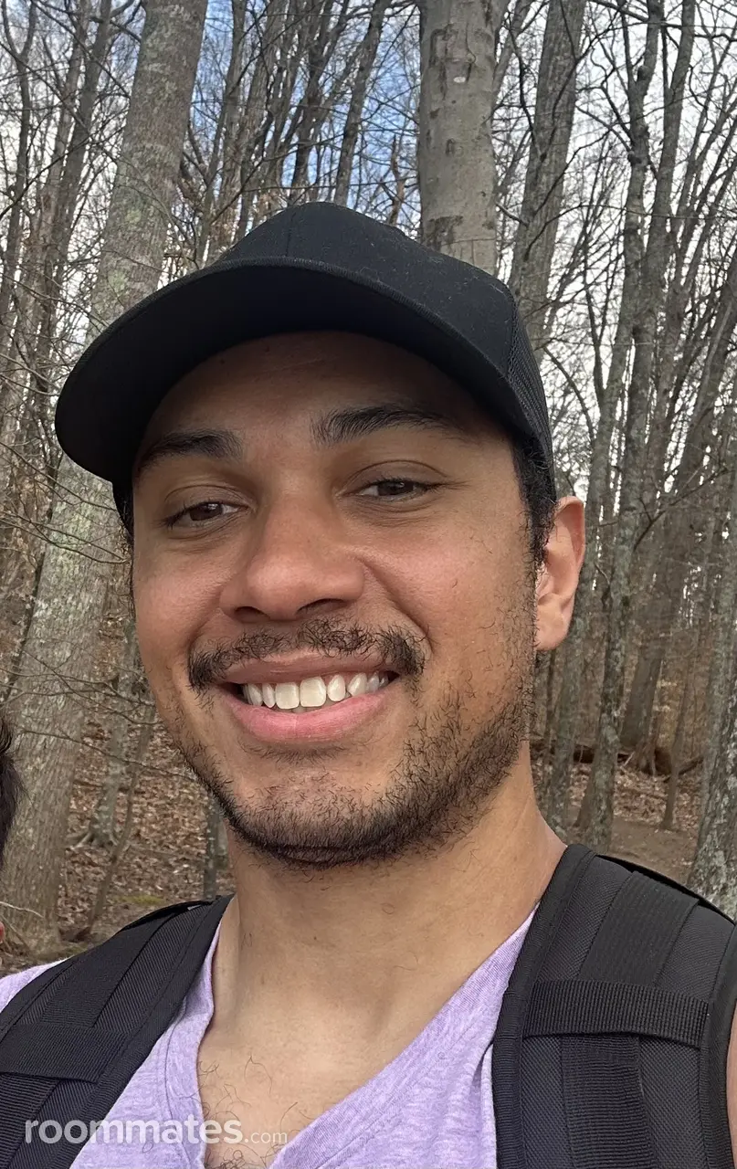 Profile photo 4 of 4