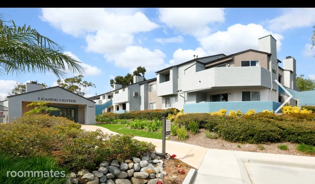 Profile photo 1 of 2