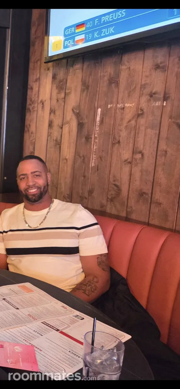 Profile photo 1 of 2