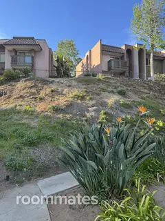 Room for rent in Escondido, CA $1000, condo