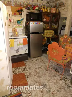 Room for rent in Willowick, OH $800, house