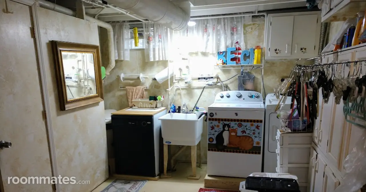 Profile photo 6 of 12