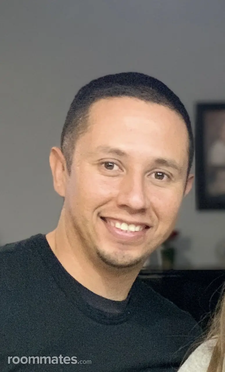 Profile photo 1 of 1