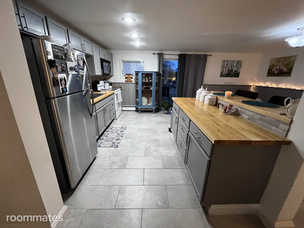 Profile photo 8 of 10