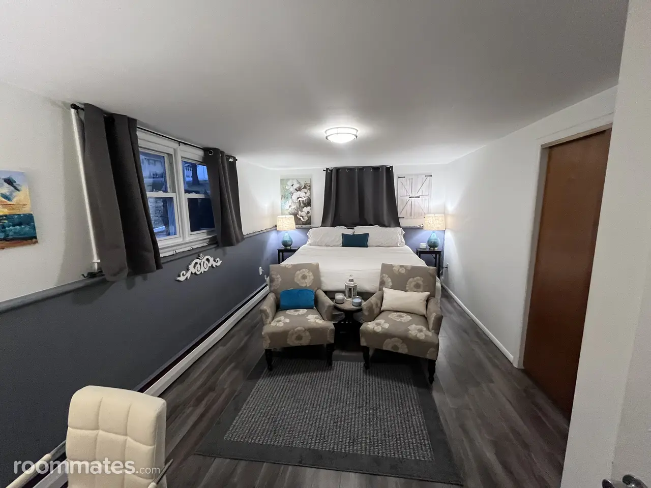 Profile photo 2 of 10