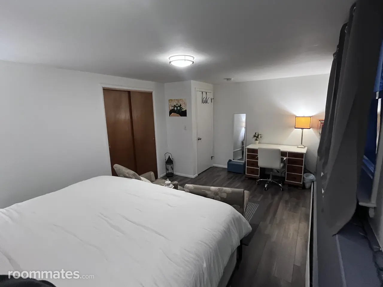 Profile photo 4 of 10