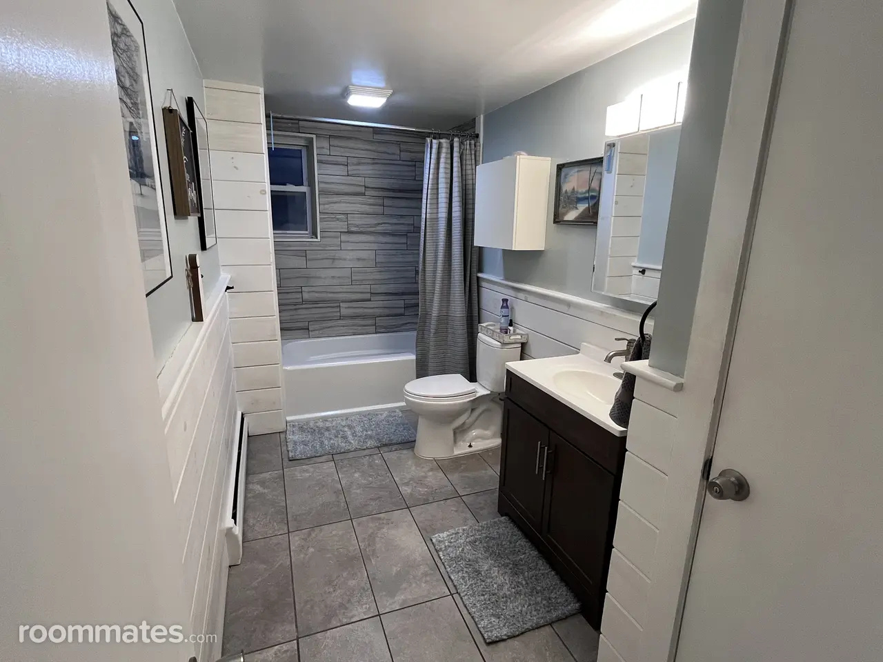 Profile photo 5 of 10