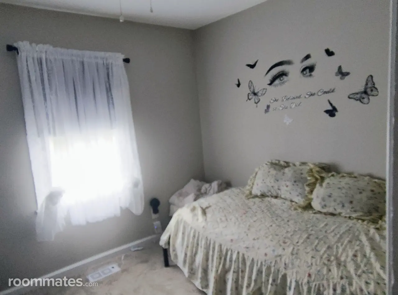 Profile photo 2 of 12