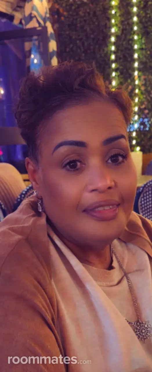 Profile photo 12 of 12