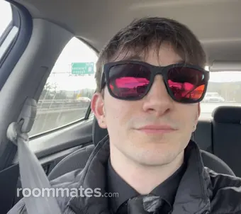 Roommate looking Burien, WA, $600
