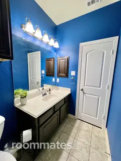 Room for rent in Houston, TX $1000, house