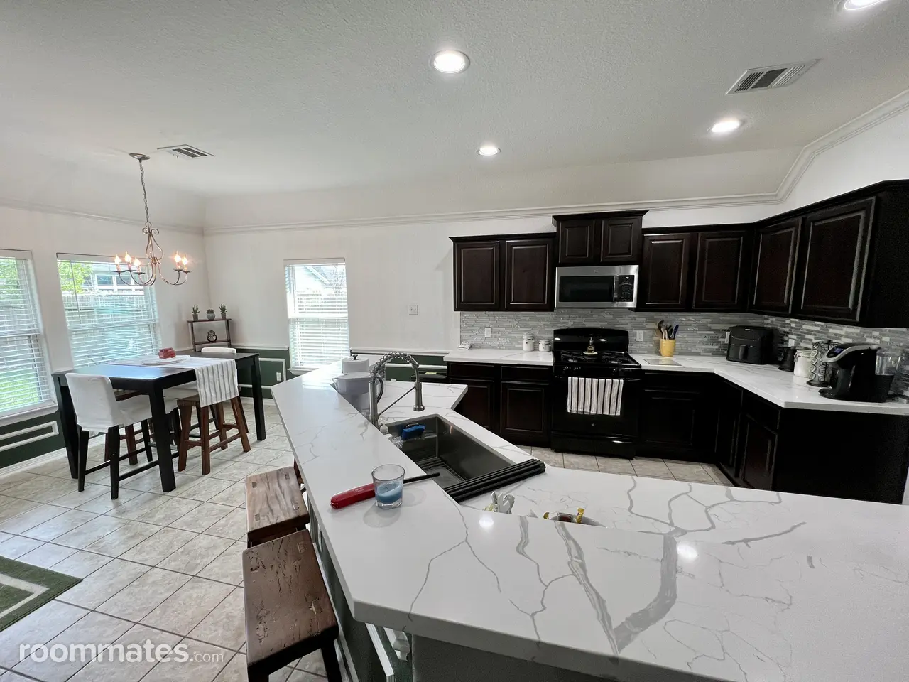 Profile photo 3 of 12