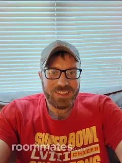 Roommate looking Wichita, KS, $500