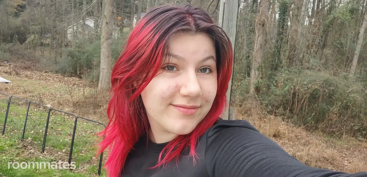 Profile photo 12 of 18