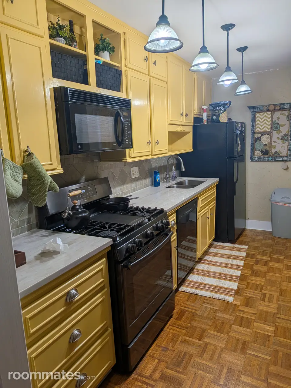 Profile photo 4 of 11