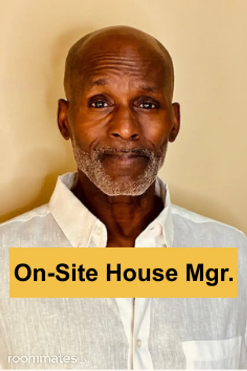 Profile photo 9 of 11