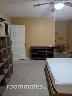 Room for rent in Marietta, GA $800, townhouse