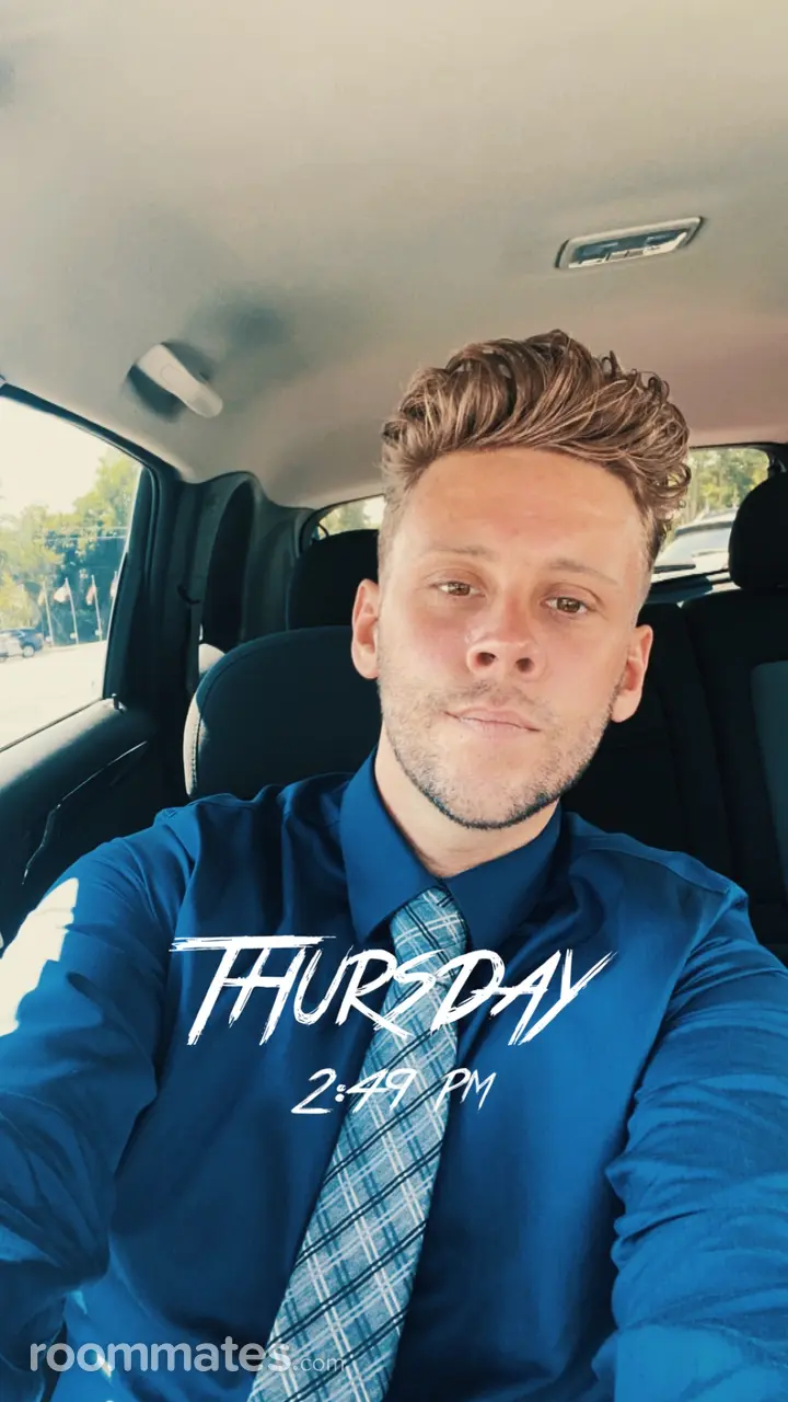 Profile photo 10 of 10