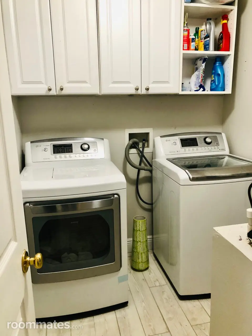 Profile photo 8 of 11