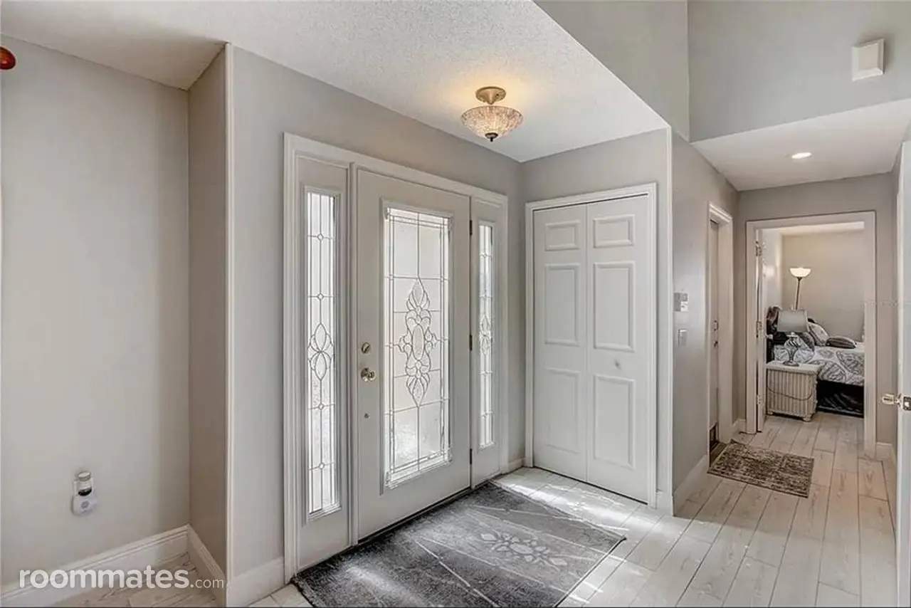 Profile photo 5 of 11