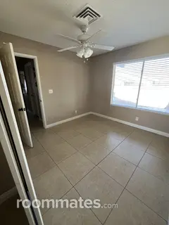Room for rent in Las Vegas, NV $500, house