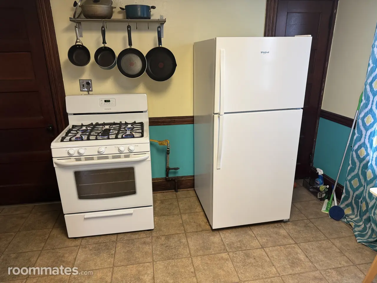 Profile photo 1 of 4