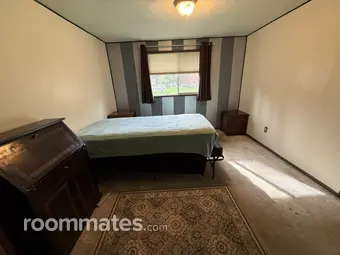 Room for rent in McMinnville, OR $750, house