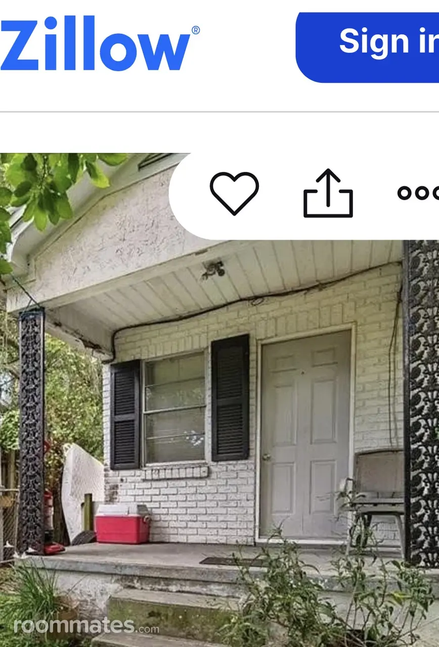 Profile photo 1 of 2