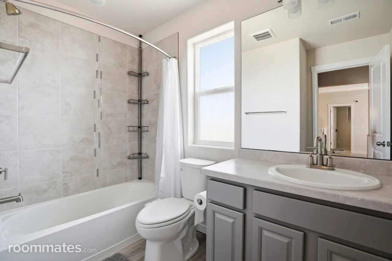 Profile photo 9 of 11