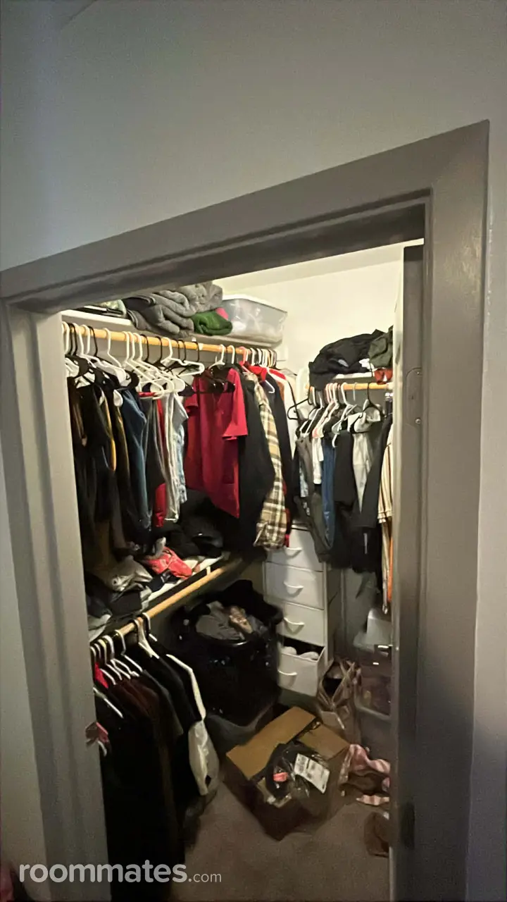 Profile photo 8 of 9