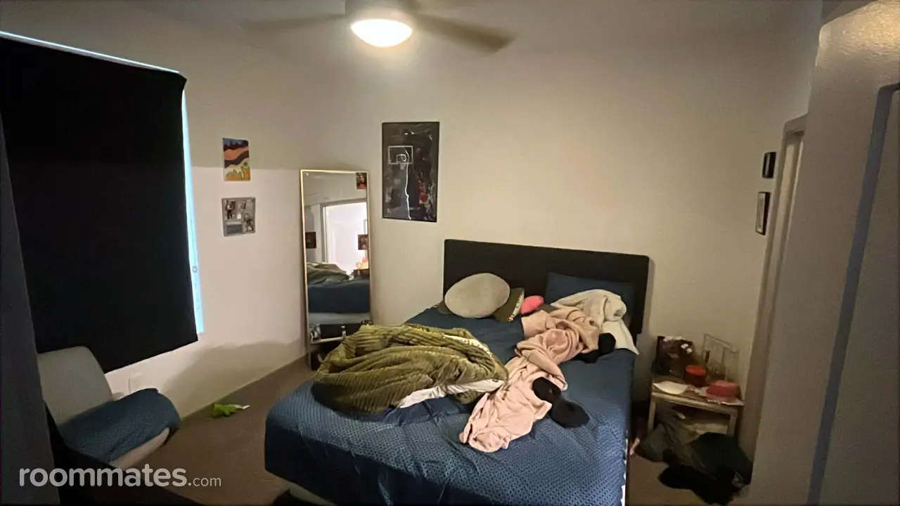 Profile photo 1 of 9