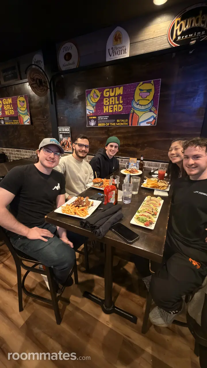 Profile photo 4 of 5