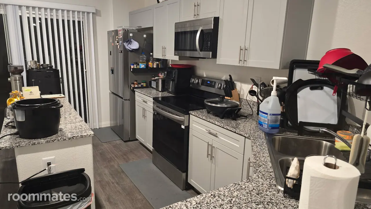 Profile photo 1 of 7