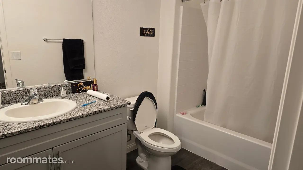 Profile photo 2 of 7