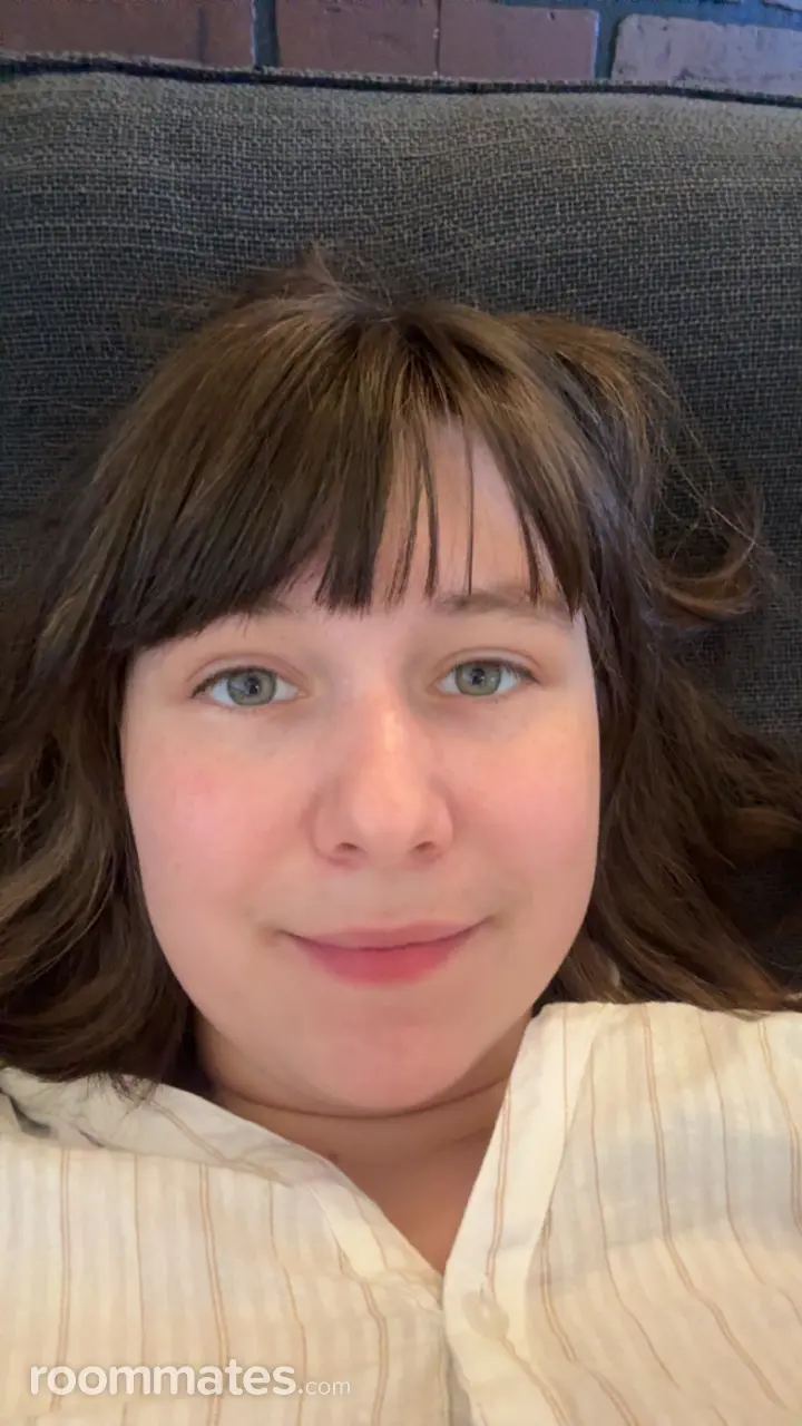 Profile photo 4 of 4