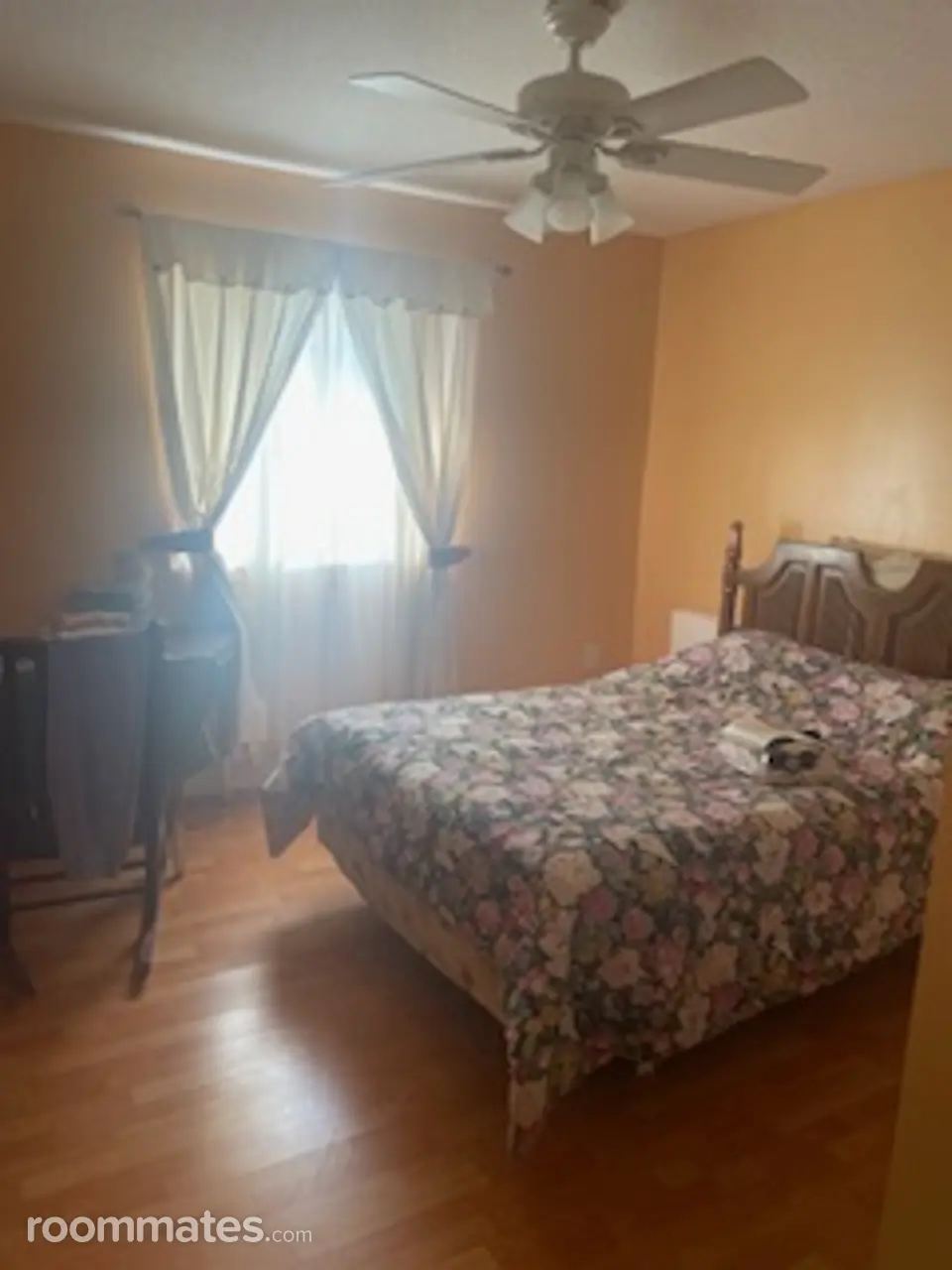 Profile photo 1 of 2