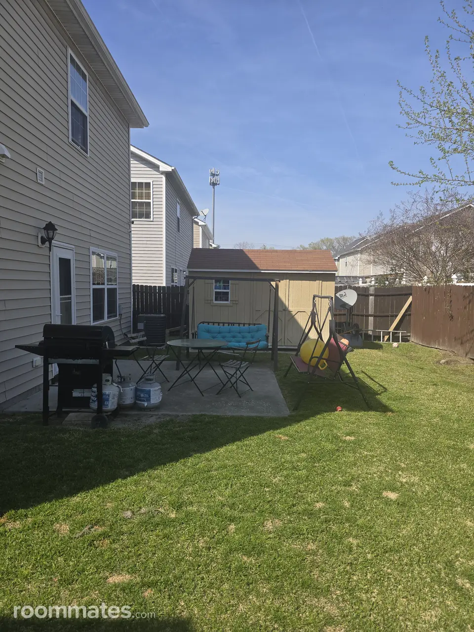 Profile photo 4 of 15