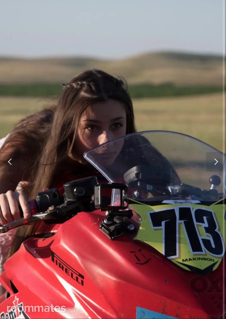 Profile photo 1 of 1