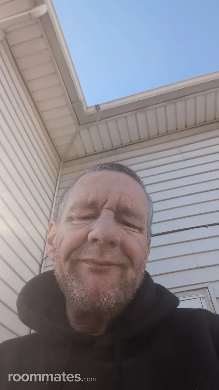 Profile photo 4 of 4