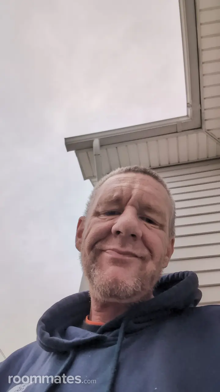 Profile photo 1 of 4