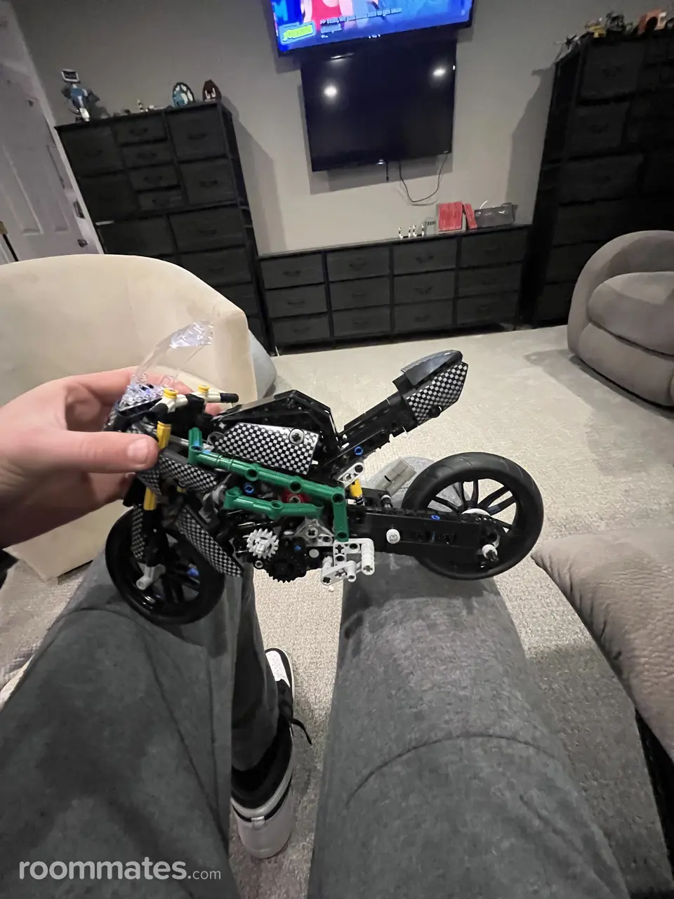 Profile photo 4 of 4