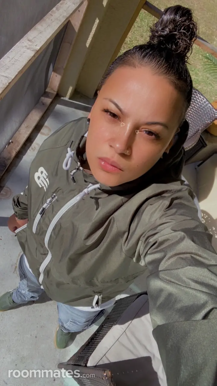 Profile photo 1 of 1