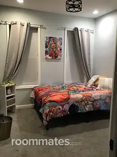 Room for rent in Baltimore, MD $780, house