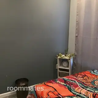 Room for rent in Baltimore, MD $780, house