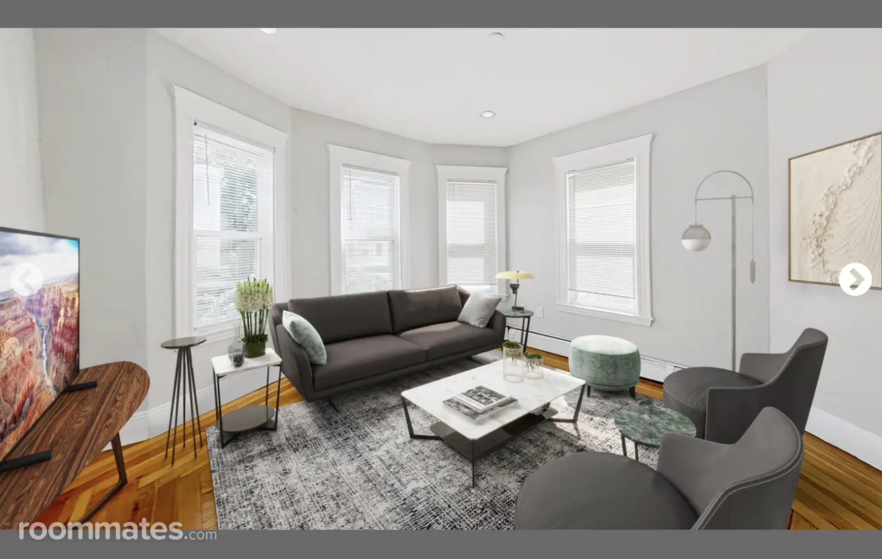 Profile photo 4 of 11